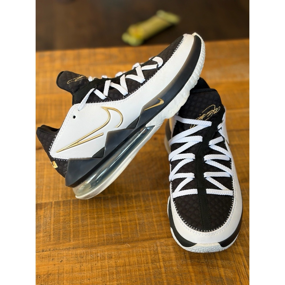 Nike Lebron 17 XVII Low Basketball Shoes CD5006-101 White Gold Black SZ 7.5